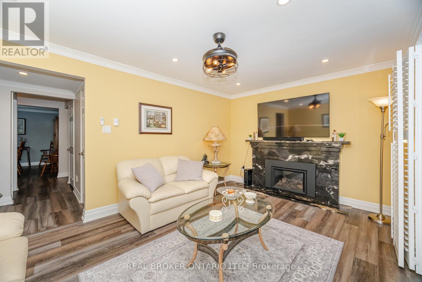 28 Lacewood Crescent, Brampton, Ontario  L6S 3K4 - Photo 17 - W12180720