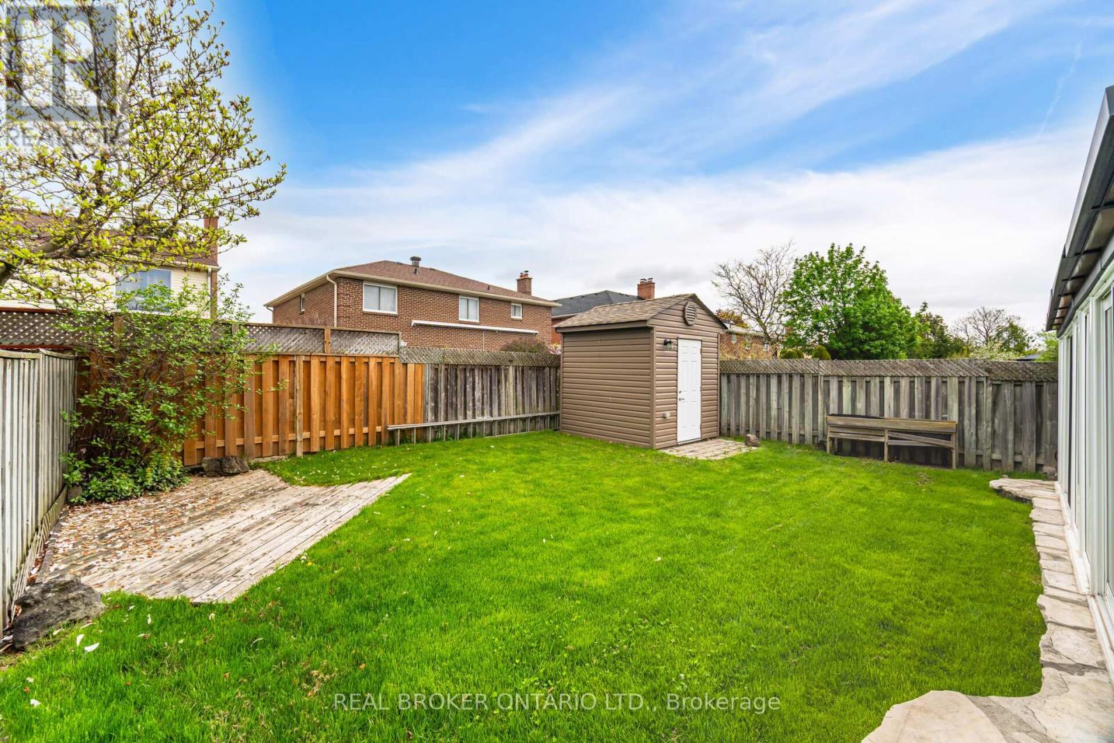 28 Lacewood Crescent, Brampton, Ontario  L6S 3K4 - Photo 46 - W12180720