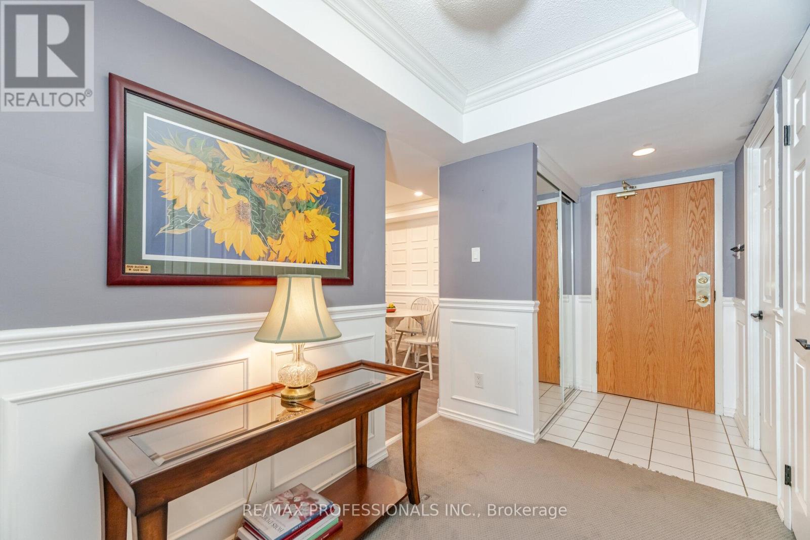 401 - 320 Mill Street S, Brampton, Ontario  L6Y 3V2 - Photo 8 - W12180753