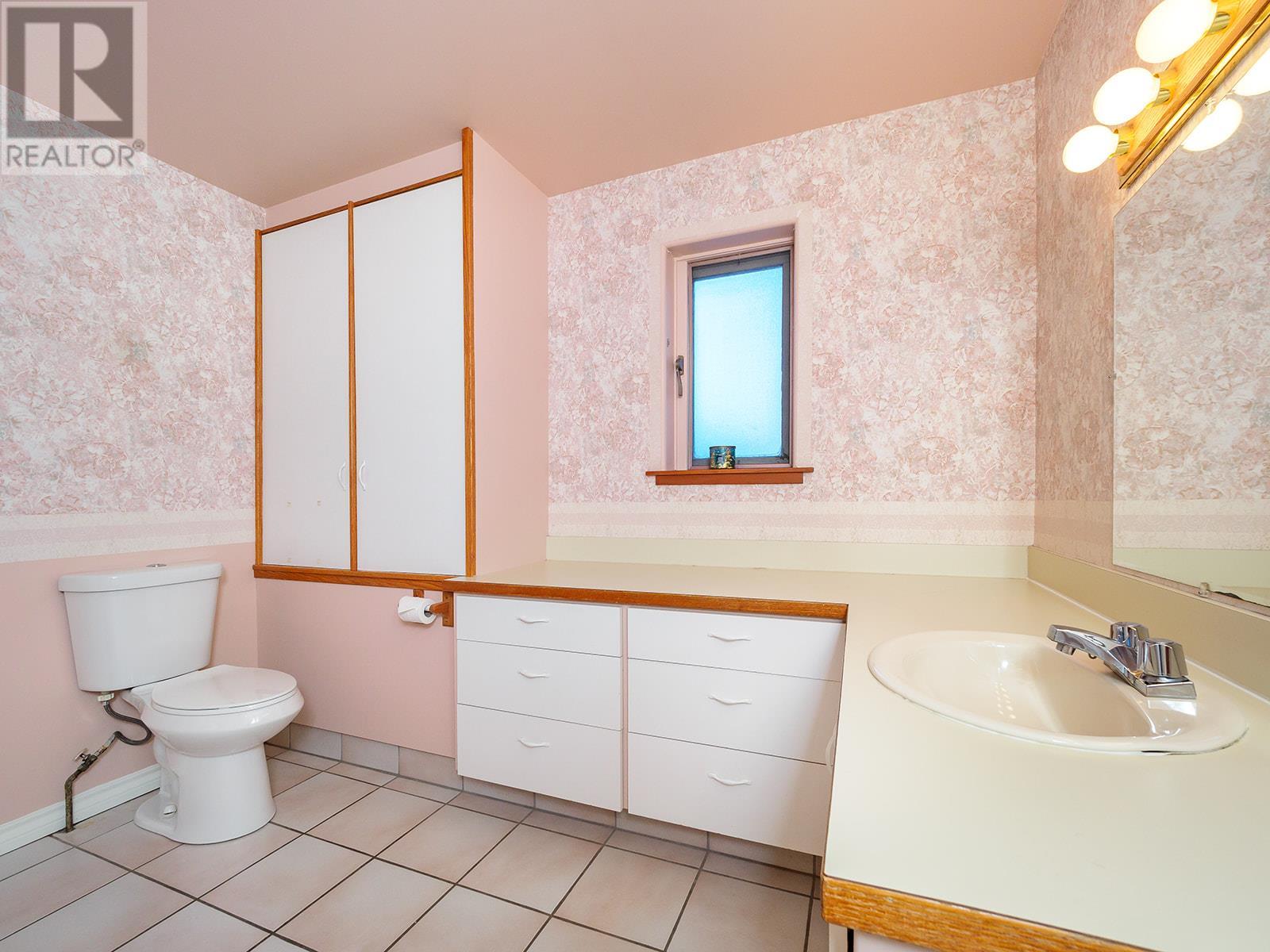 607 14th  S Street, Golden, British Columbia  V0A 1H0 - Photo 24 - 10335376