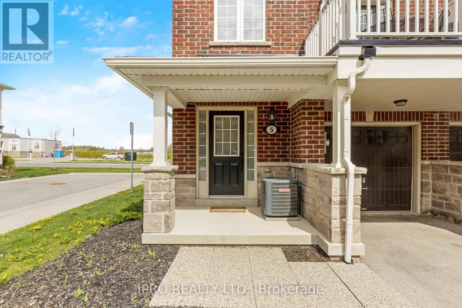 Property at 5 - 88 DECORSO DRIVE image 5