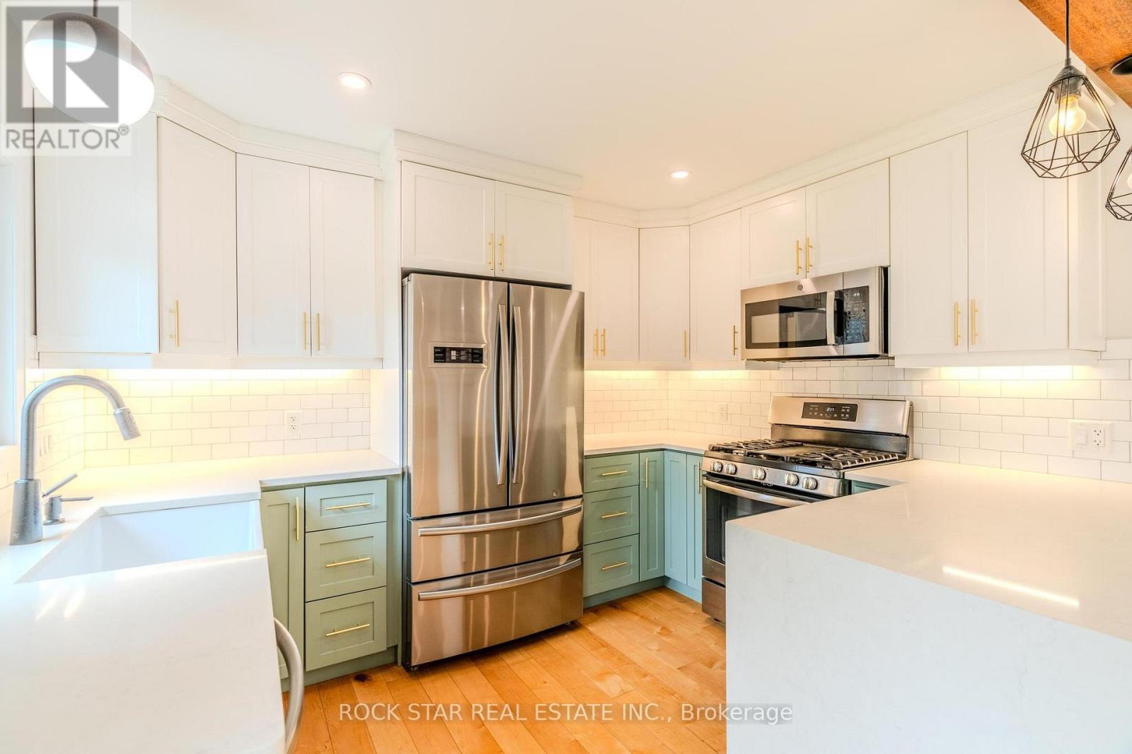 14 Cheryl Avenue, Hamilton, Ontario  L8V 1X9 - Photo 4 - X12180708
