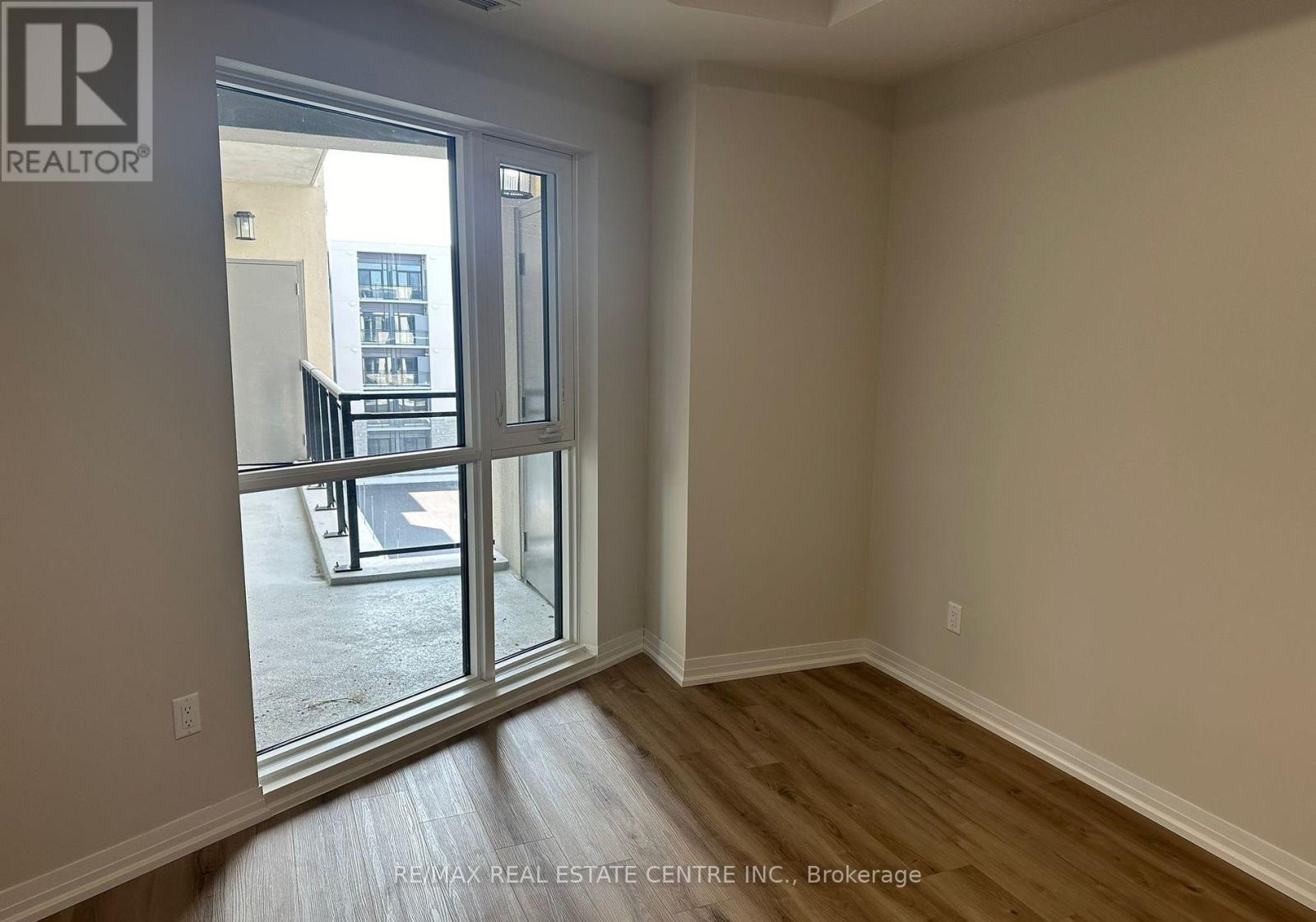 Lp08 - 50 Herrick Avenue, St. Catharines, Ontario  L2P 2T9 - Photo 8 - X12180760
