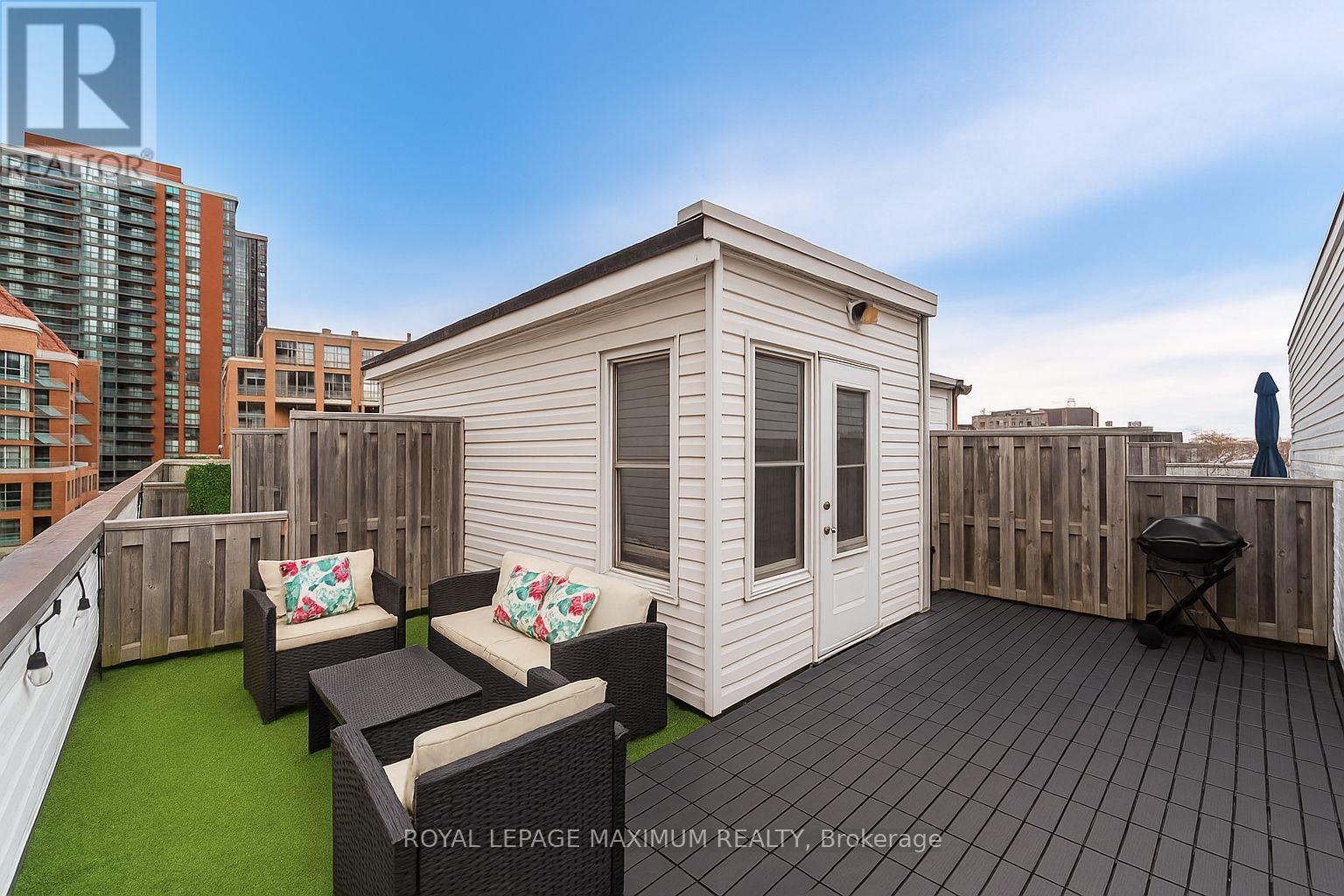 46 - 760 Lawrence Avenue W, Toronto, Ontario  M6A 3E7 - Photo 27 - W12167061