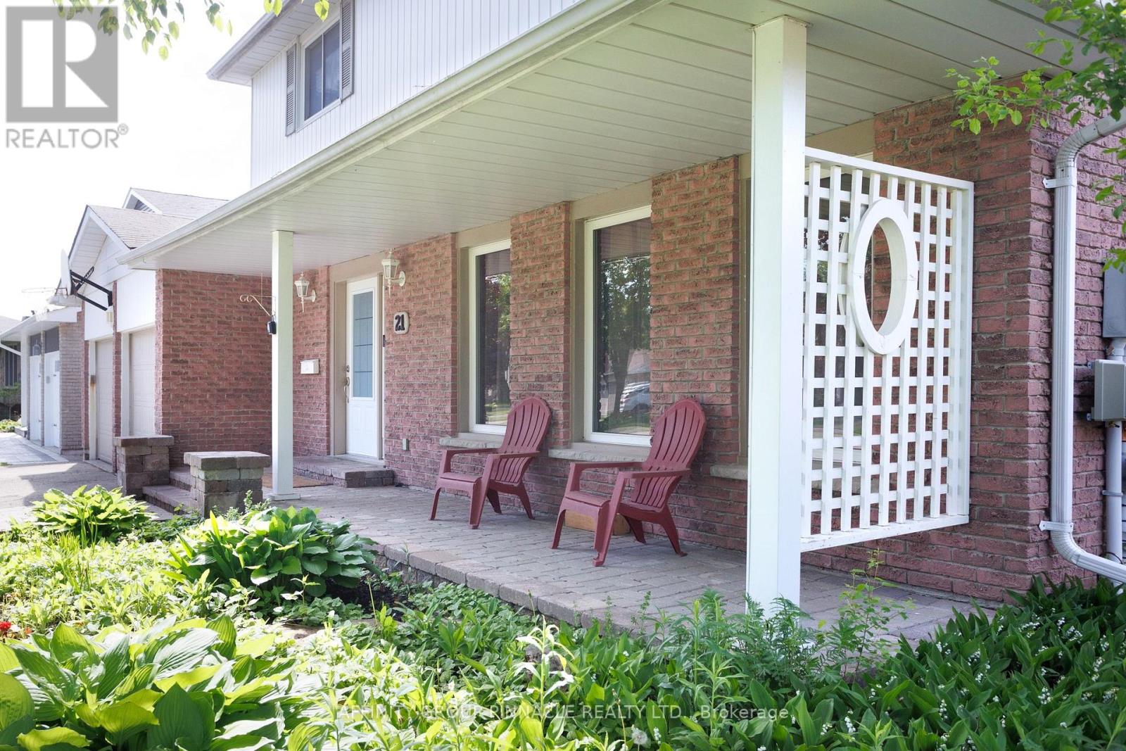 21 Mcdonagh Drive, Kawartha Lakes, Ontario  K9V 5A9 - Photo 4 - X12134541