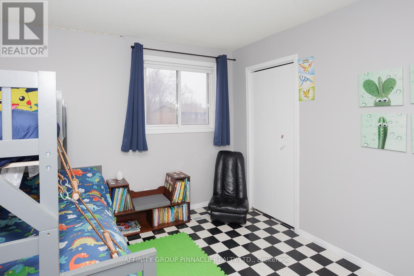 21 Mcdonagh Drive, Kawartha Lakes, Ontario  K9V 5A9 - Photo 22 - X12134541