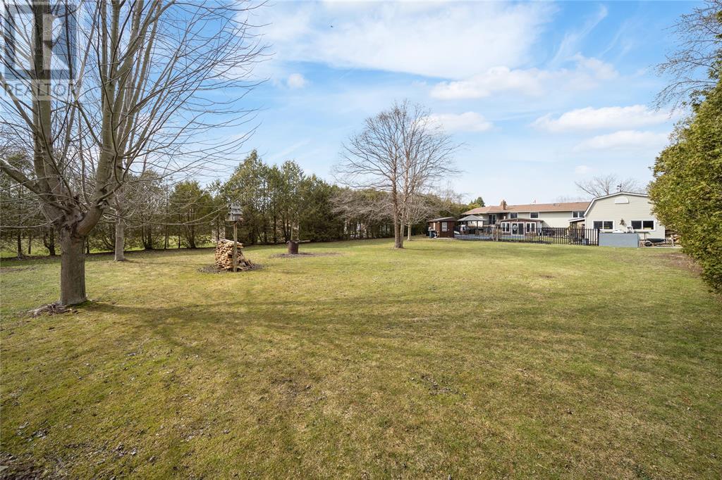 4307 Bluepoint Drive, Plympton-Wyoming, Ontario  N0N 1J6 - Photo 42 - 25005447