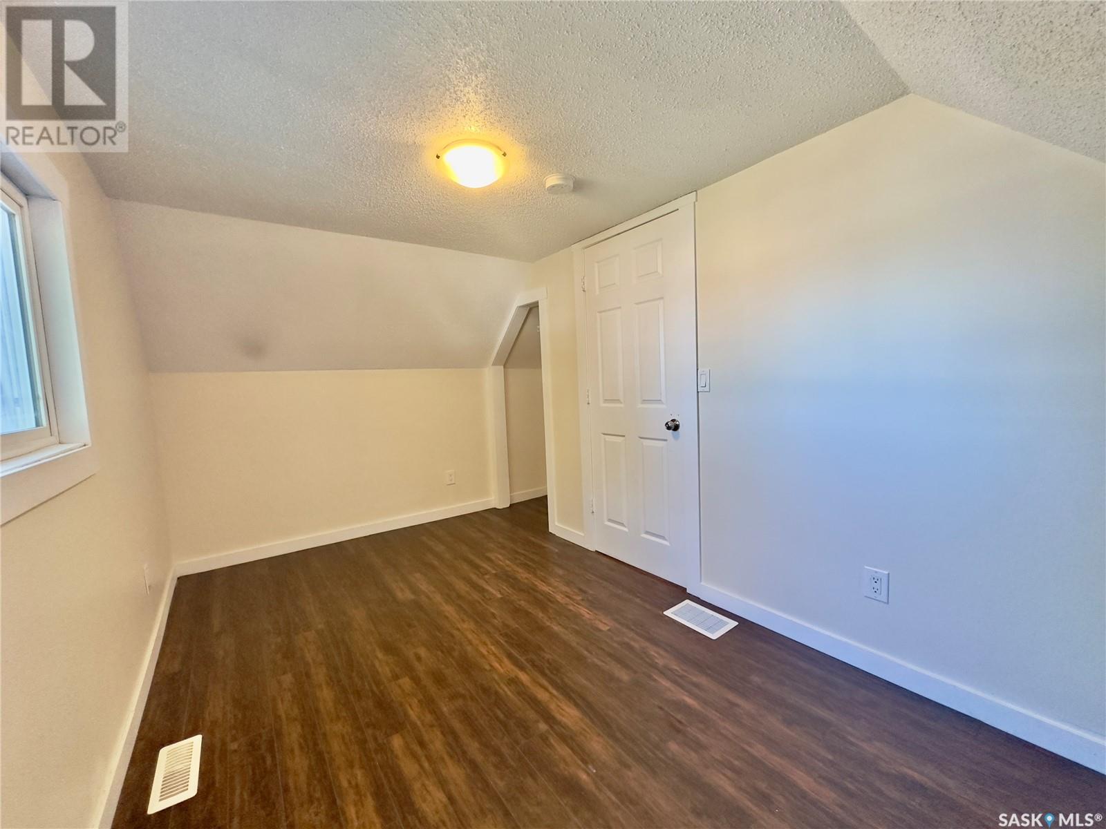 544 Osler Street, Regina, Saskatchewan  S4R 1W1 - Photo 12 - SK007514