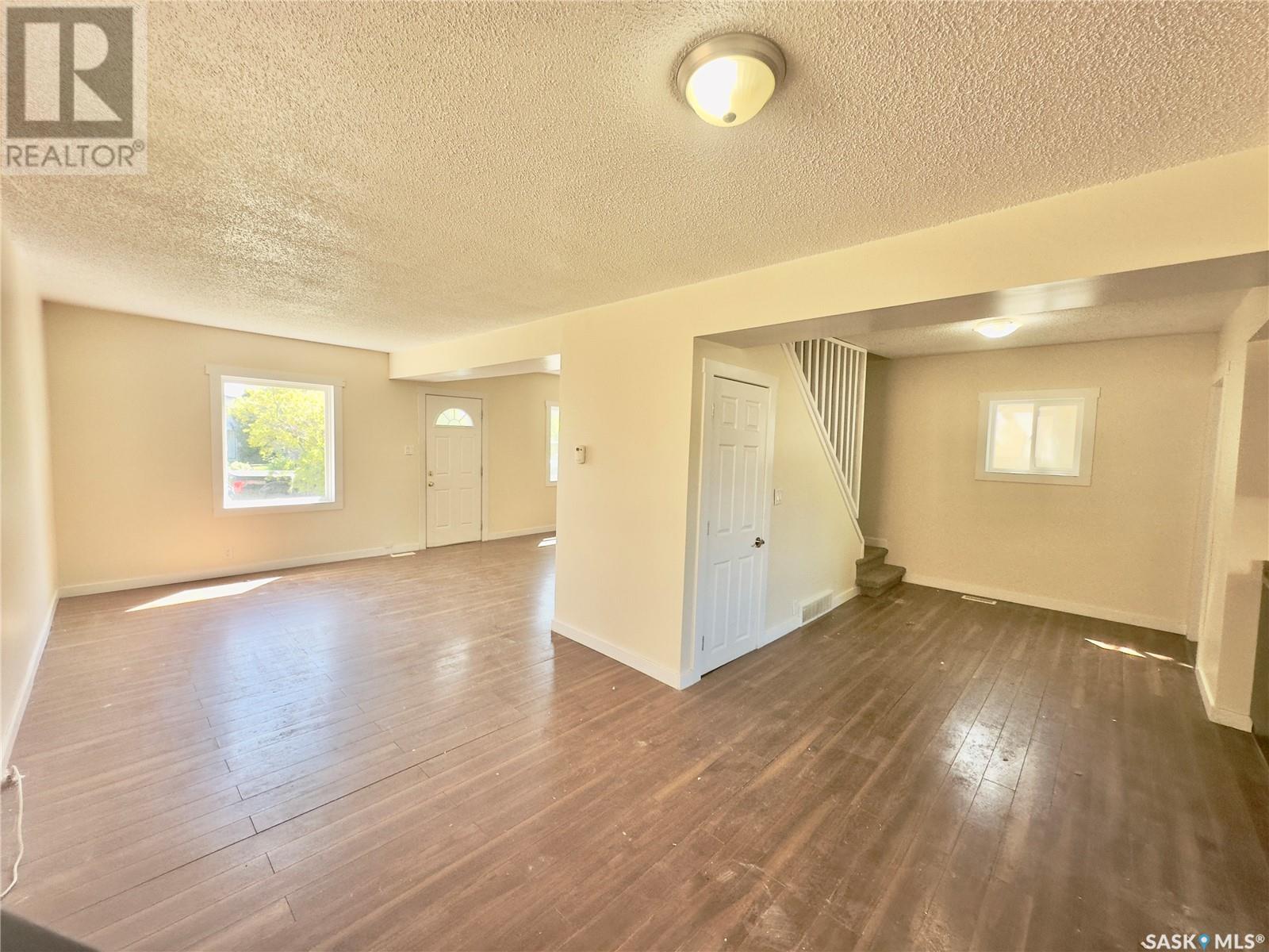 544 Osler Street, Regina, Saskatchewan  S4R 1W1 - Photo 4 - SK007514