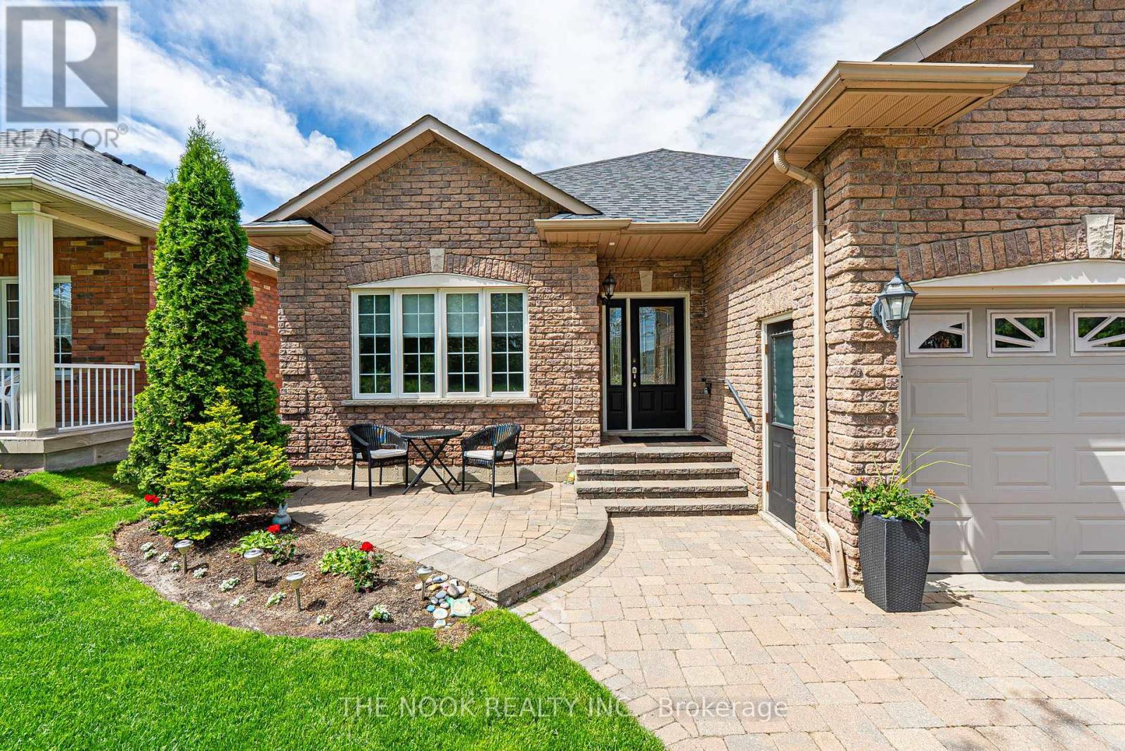 2 Decoe Court, Clarington, Ontario  L1E 3G8 - Photo 2 - E12181025