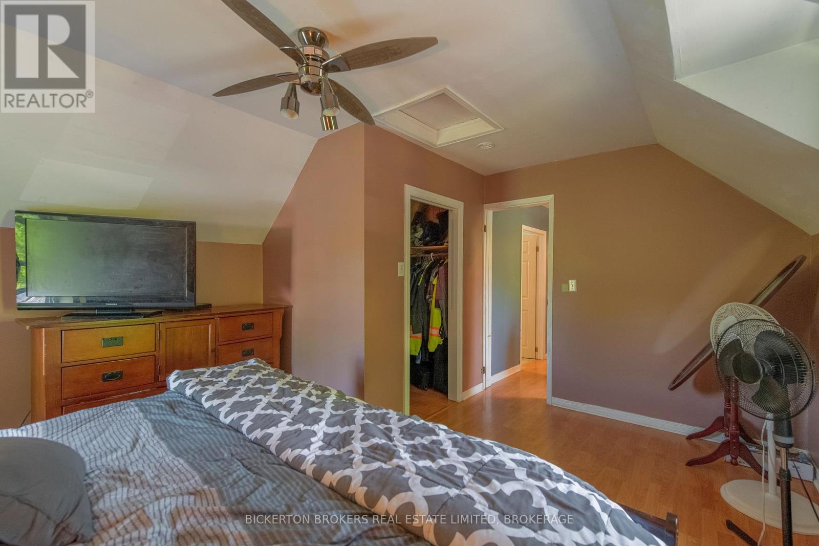 982 Burnt Hills Road, Frontenac (Frontenac South), Ontario  K0H 2N0 - Photo 28 - X12180888
