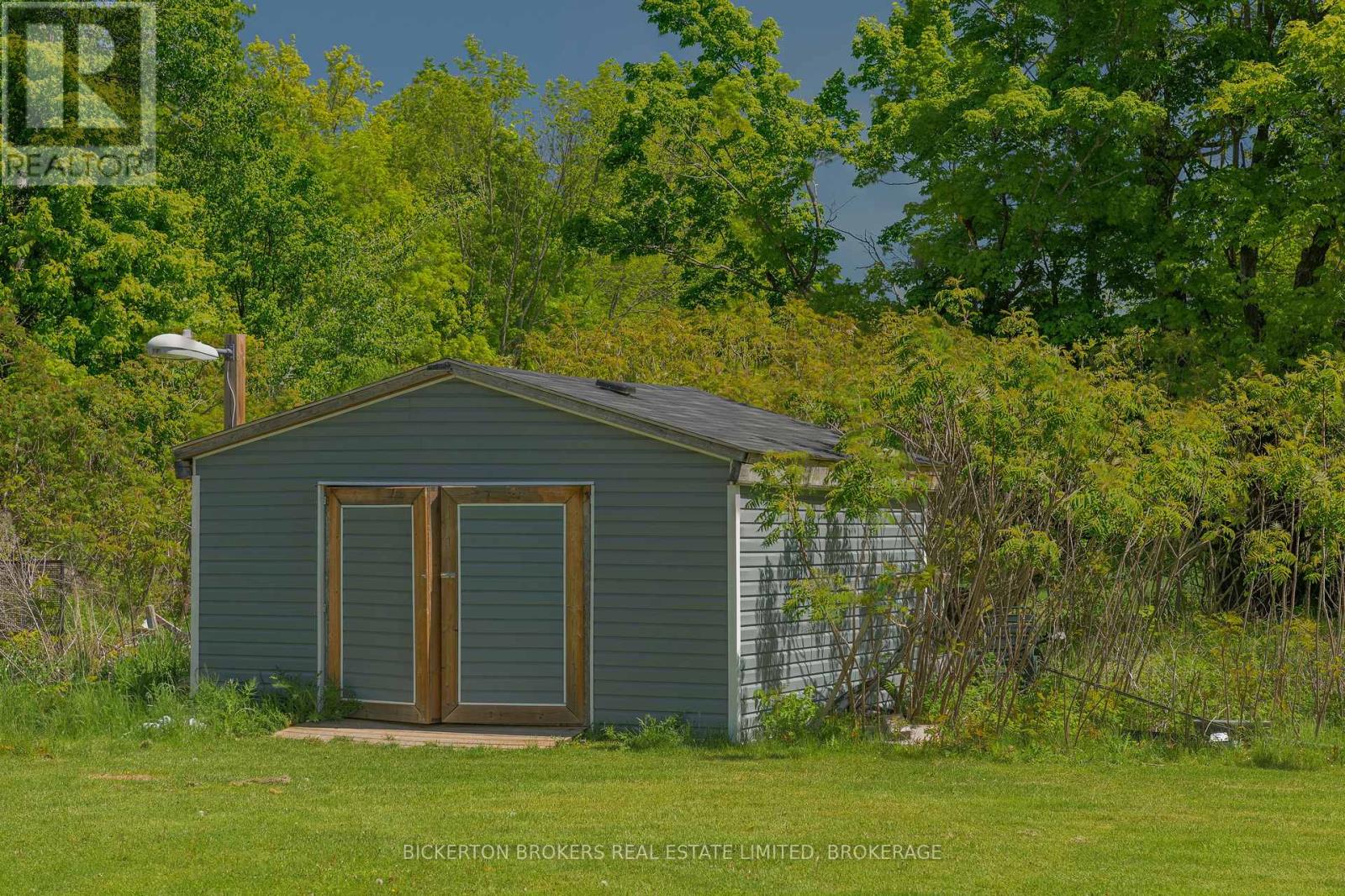 982 Burnt Hills Road, Frontenac (Frontenac South), Ontario  K0H 2N0 - Photo 37 - X12180888
