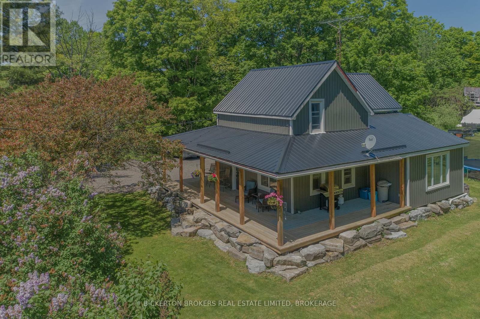 982 Burnt Hills Road, Frontenac, Ontario  K0H 2N0 - Photo 4 - X12180888