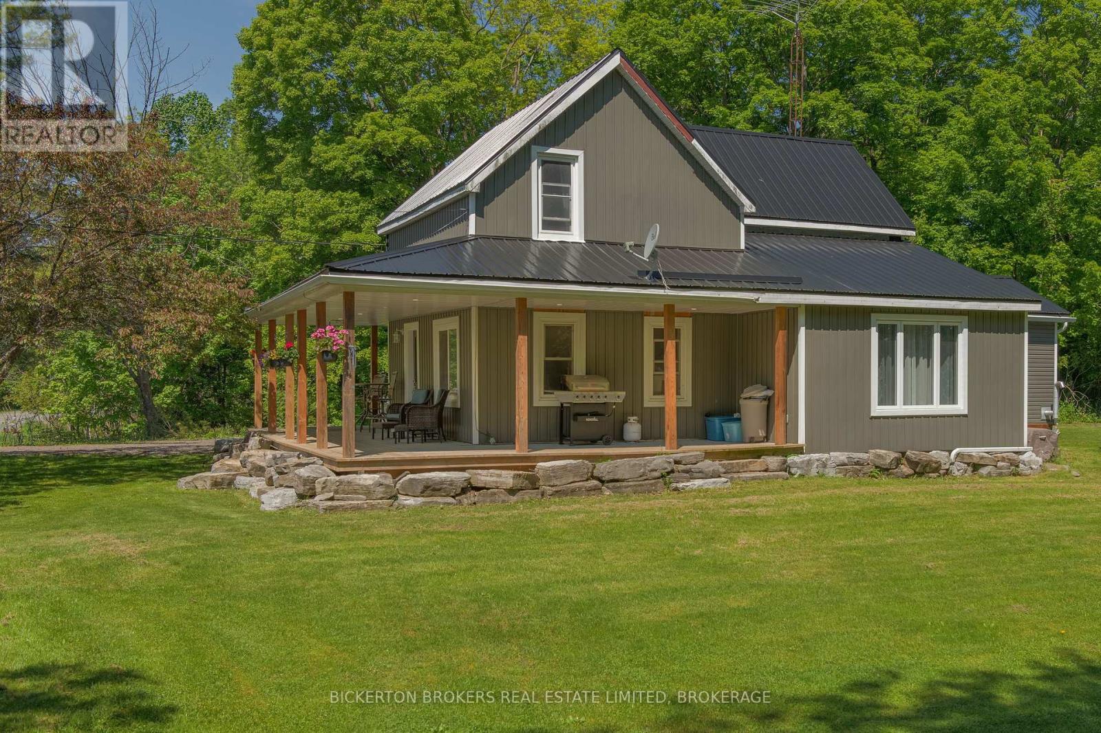 982 Burnt Hills Road, Frontenac, Ontario  K0H 2N0 - Photo 8 - X12180888