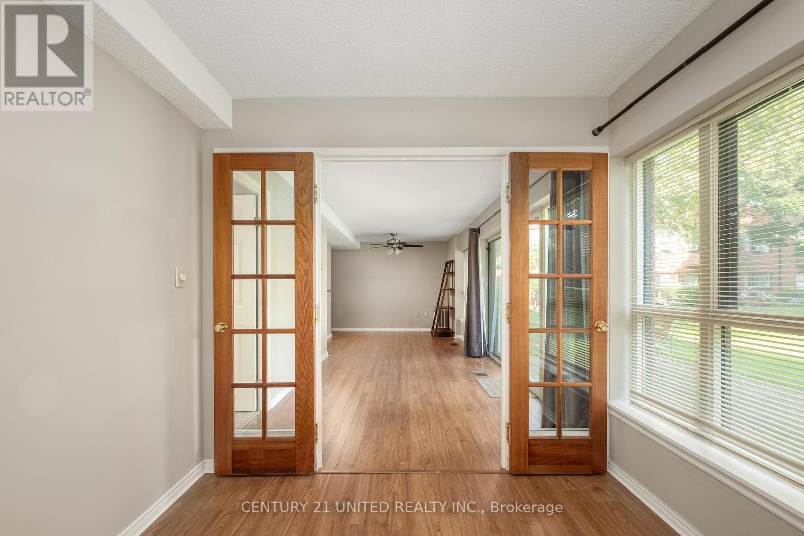 102 - 921 Armour Road, Peterborough East, Ontario  K9H 7K5 - Photo 16 - X12180881