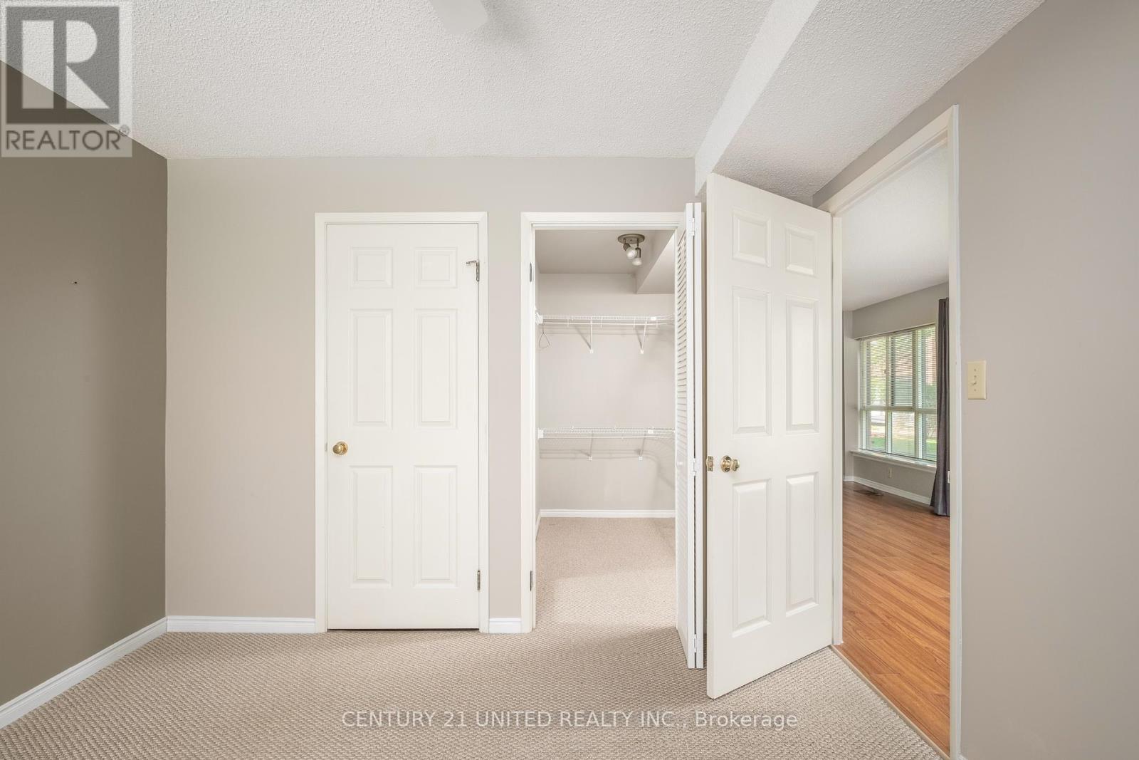 102 - 921 Armour Road, Peterborough East, Ontario  K9H 7K5 - Photo 21 - X12180881