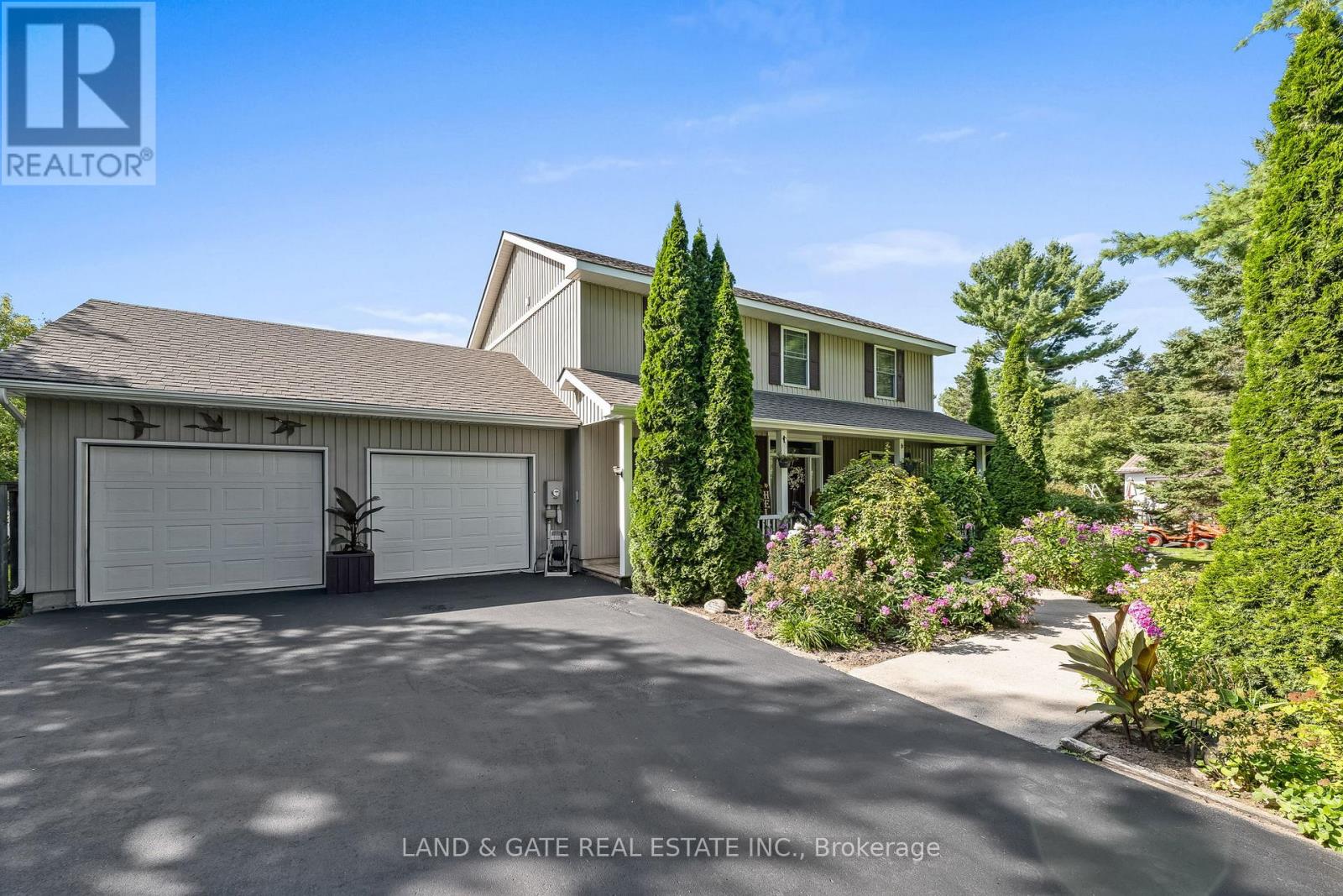 Property at 184 HARBARD ROAD W image 1