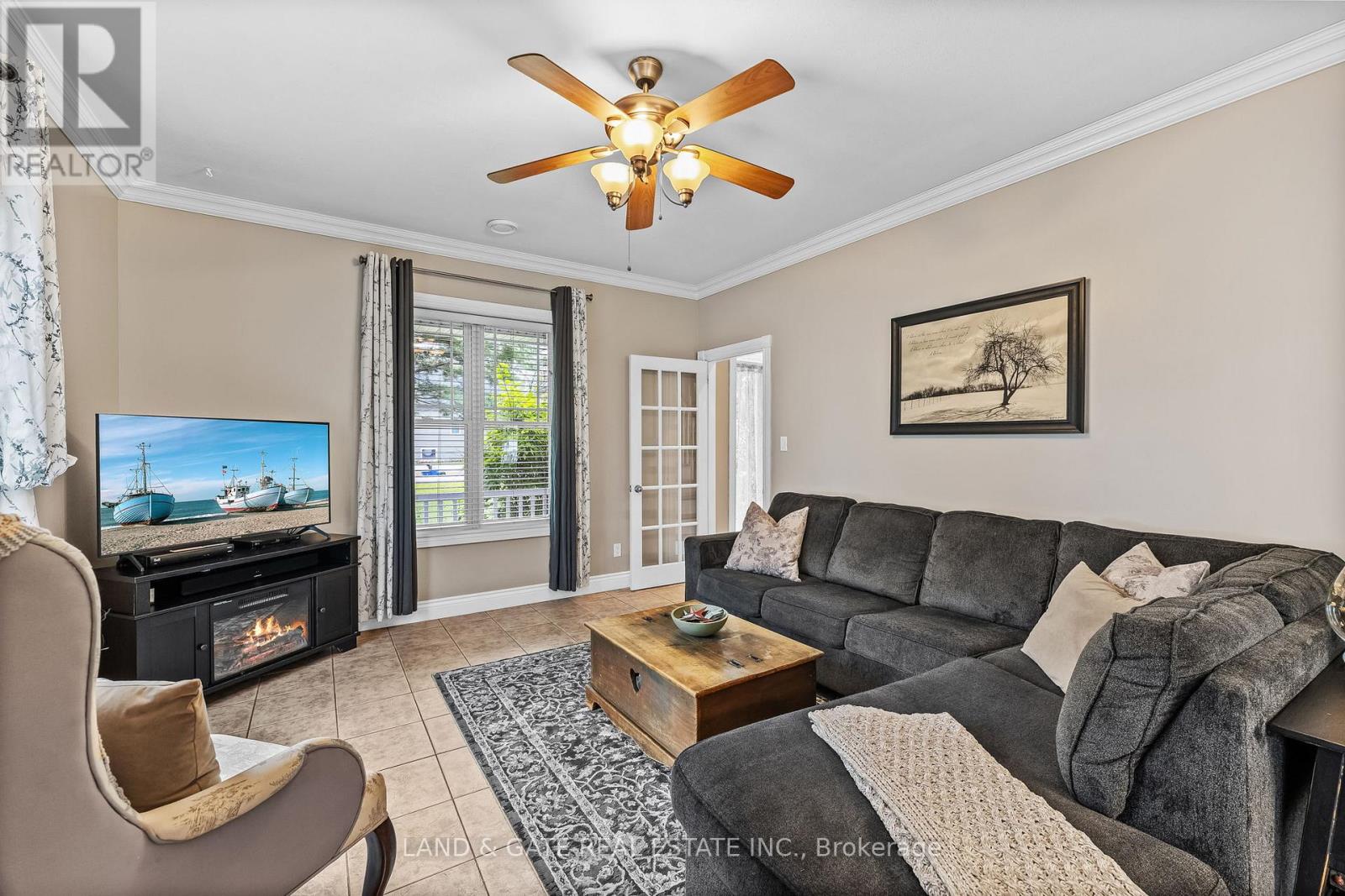 184 Harbard Road W, Prince Edward County, Ontario  K0K 1L0 - Photo 15 - X12180907