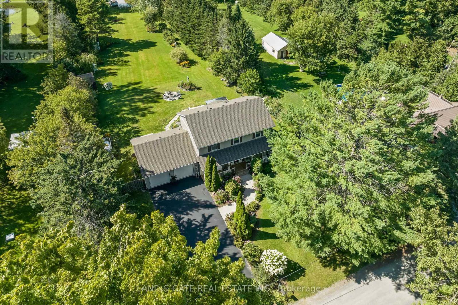 184 Harbard Road W, Prince Edward County, Ontario  K0K 1L0 - Photo 3 - X12180907