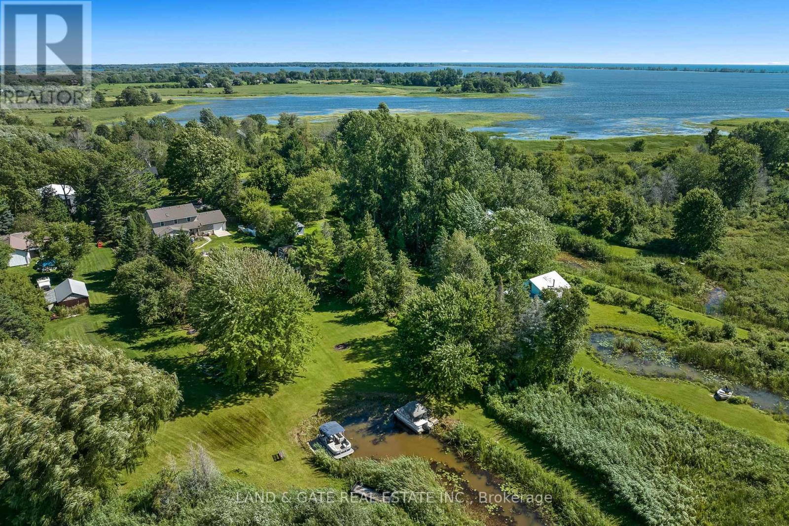 Property at 184 HARBARD ROAD W image 4