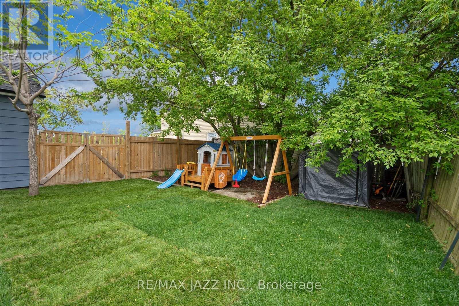 390 Front Street, Quinte West, Ontario  K8V 4P8 - Photo 29 - X12181031