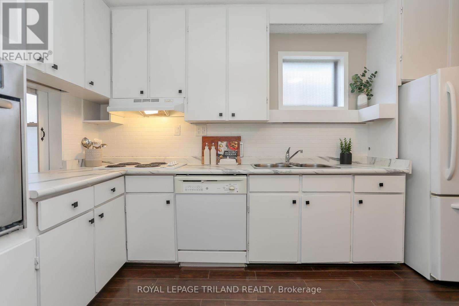20 Langarth Street E, London South, Ontario  N6C 1Z1 - Photo 14 - X12180931