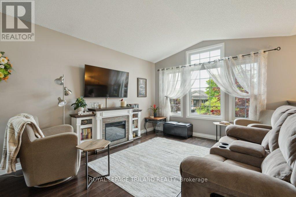 10 Schreyer Drive, St. Thomas, Ontario  N5R 6E8 - Photo 5 - X12180979