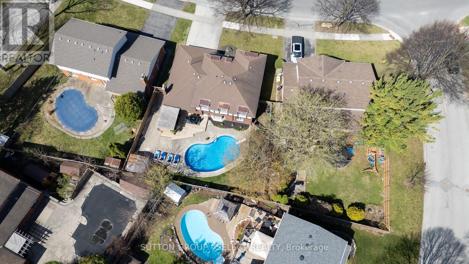863 Griffith Street, London South, Ontario  N6K 3J9 - Photo 4 - X12180996