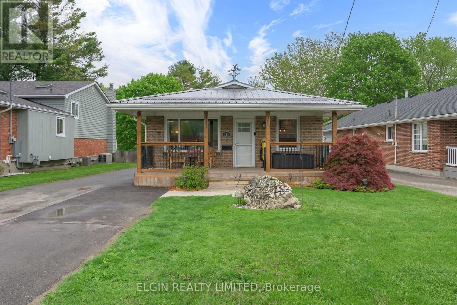 365 Carlow Road, Central Elgin, Ontario  N5L 1B6 - Photo 1 - X12181015