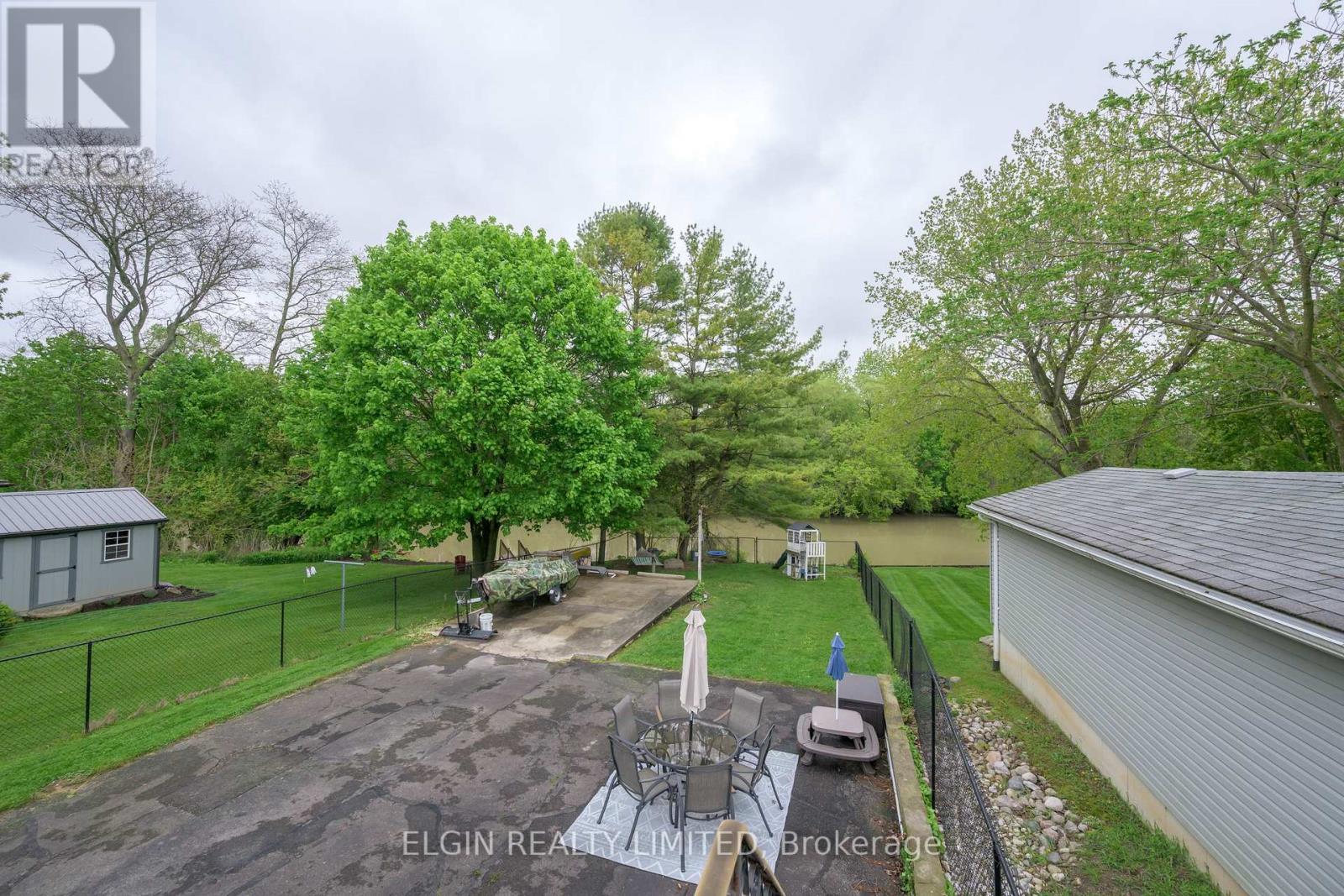 365 Carlow Road, Central Elgin, Ontario  N5L 1B6 - Photo 10 - X12181015