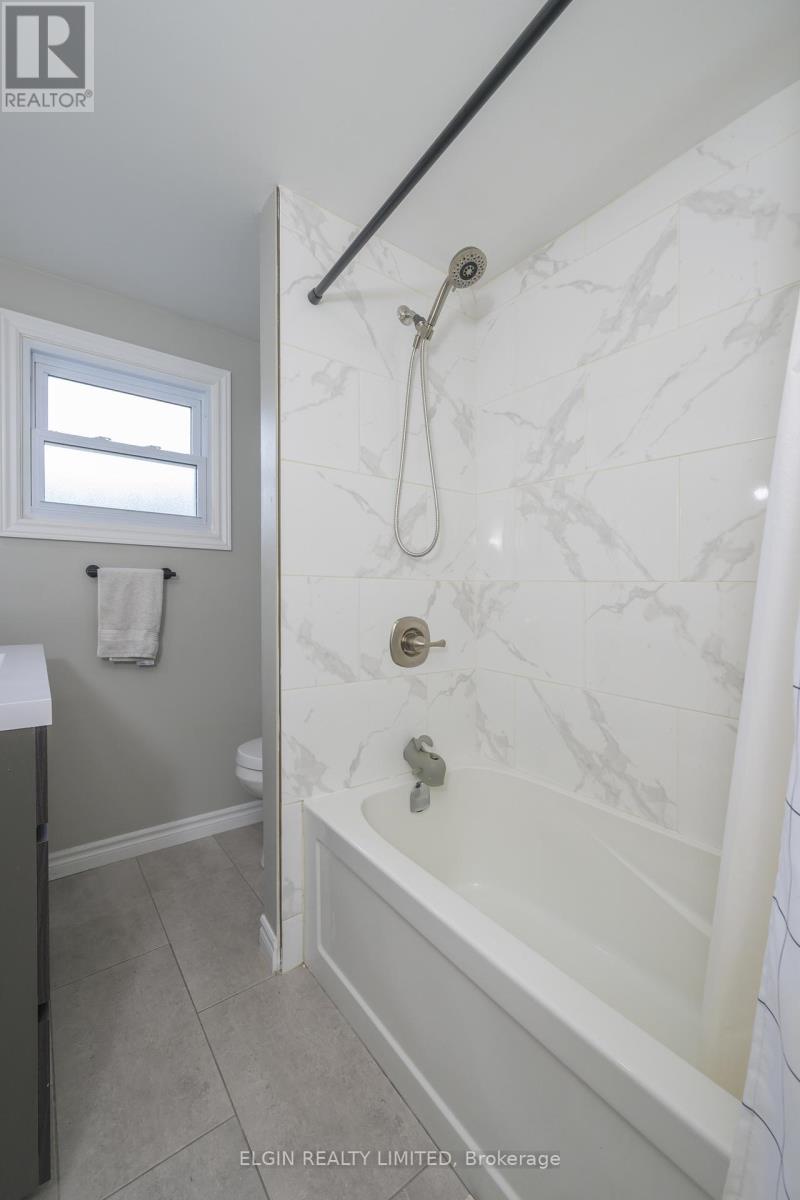 365 Carlow Road, Central Elgin, Ontario  N5L 1B6 - Photo 40 - X12181015