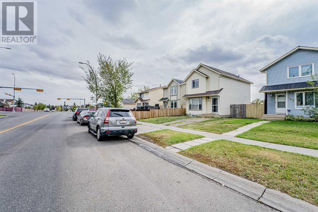 Property at 369 Falshire Drive NE image 4