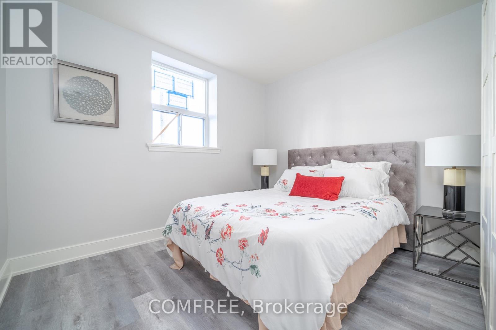 1161 O'connor Drive, Toronto, Ontario  M4B 2T5 - Photo 5 - E12181045