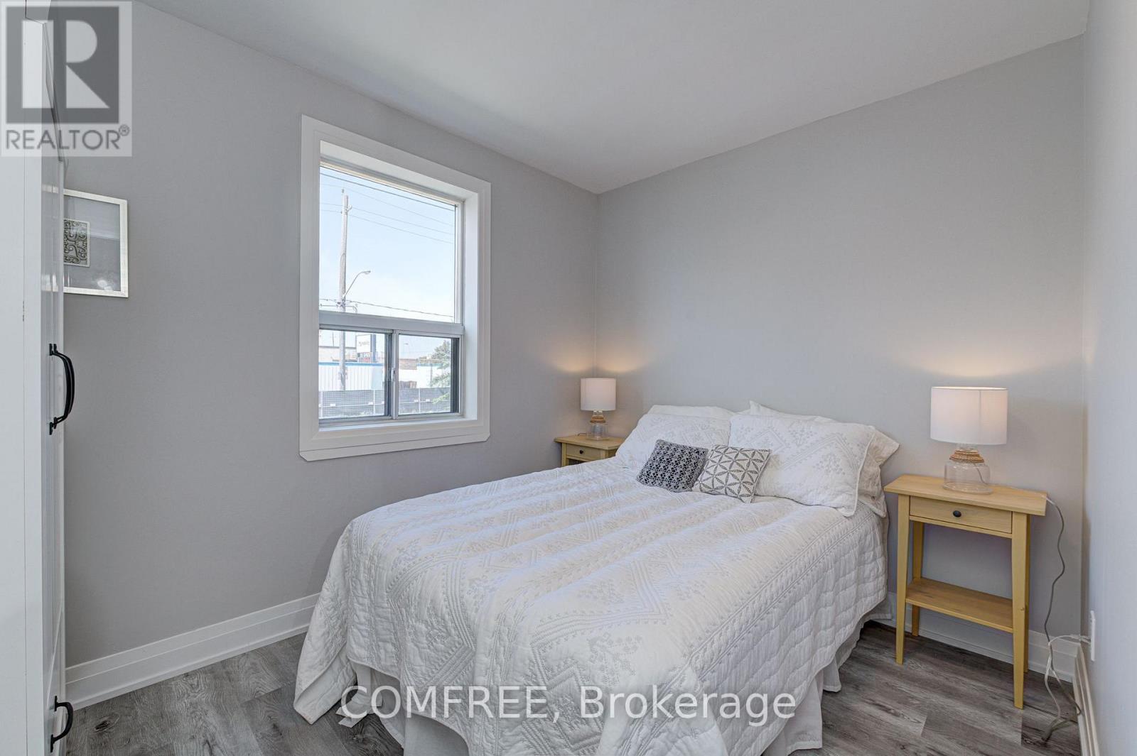 1161 O'connor Drive, Toronto, Ontario  M4B 2T5 - Photo 8 - E12181045