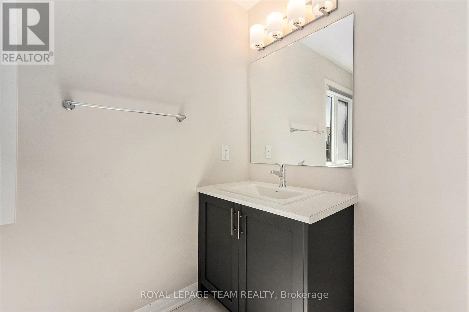 389 Appalachian Circle, Ottawa, Ontario  K2J 6X3 - Photo 33 - X12180870