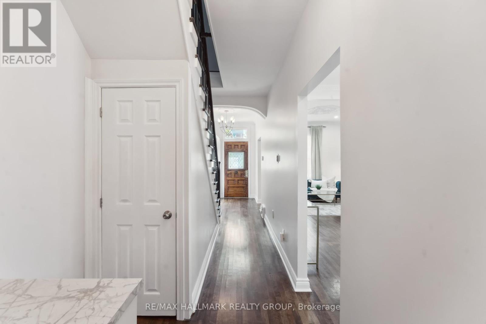 322 Booth Street, Ottawa, Ontario  K1R 7K2 - Photo 14 - X12180894