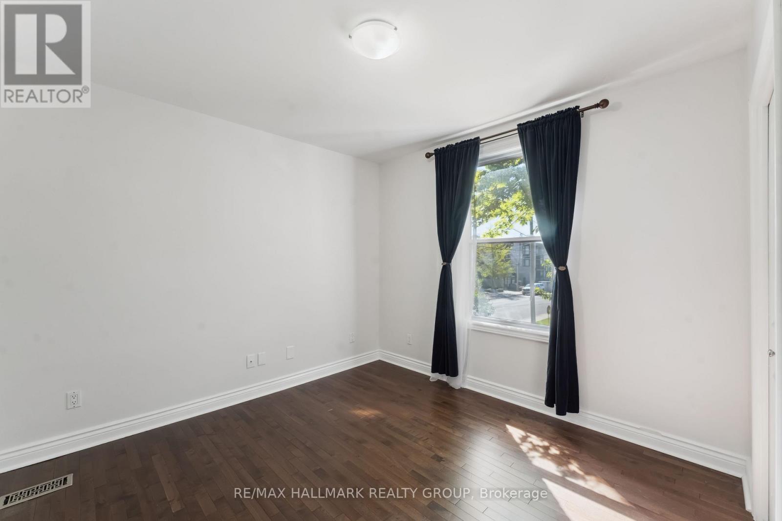 322 Booth Street, Ottawa, Ontario  K1R 7K2 - Photo 24 - X12180894