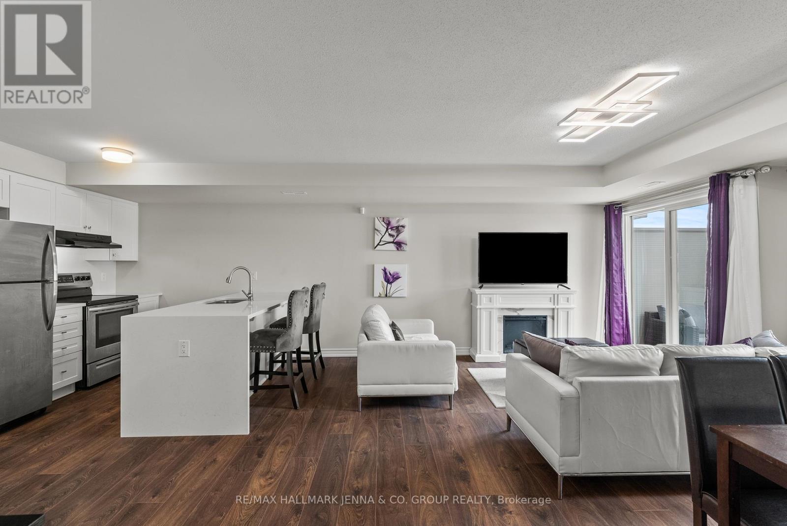 2302 Watercolours Way, Ottawa, Ontario  K2J 6N3 - Photo 5 - X12180991
