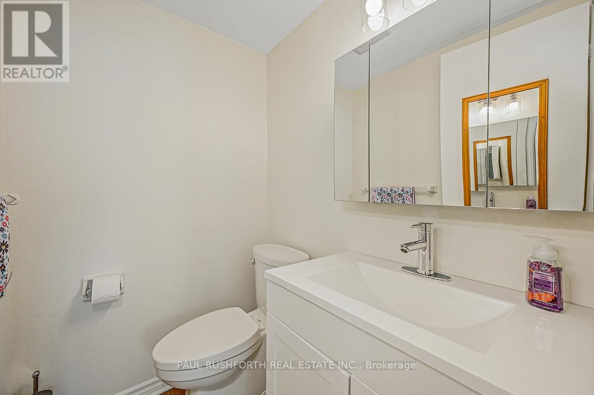 302 - 555 Brittany Drive, Ottawa, Ontario  K1K 4C5 - Photo 15 - X12181028