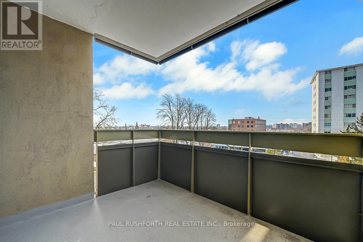 302 - 555 Brittany Drive, Ottawa, Ontario  K1K 4C5 - Photo 18 - X12181028