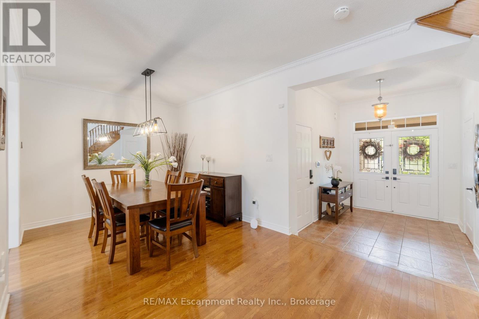 3201 Epworth Crescent, Oakville, Ontario  L6M 0B2 - Photo 8 - W12180983