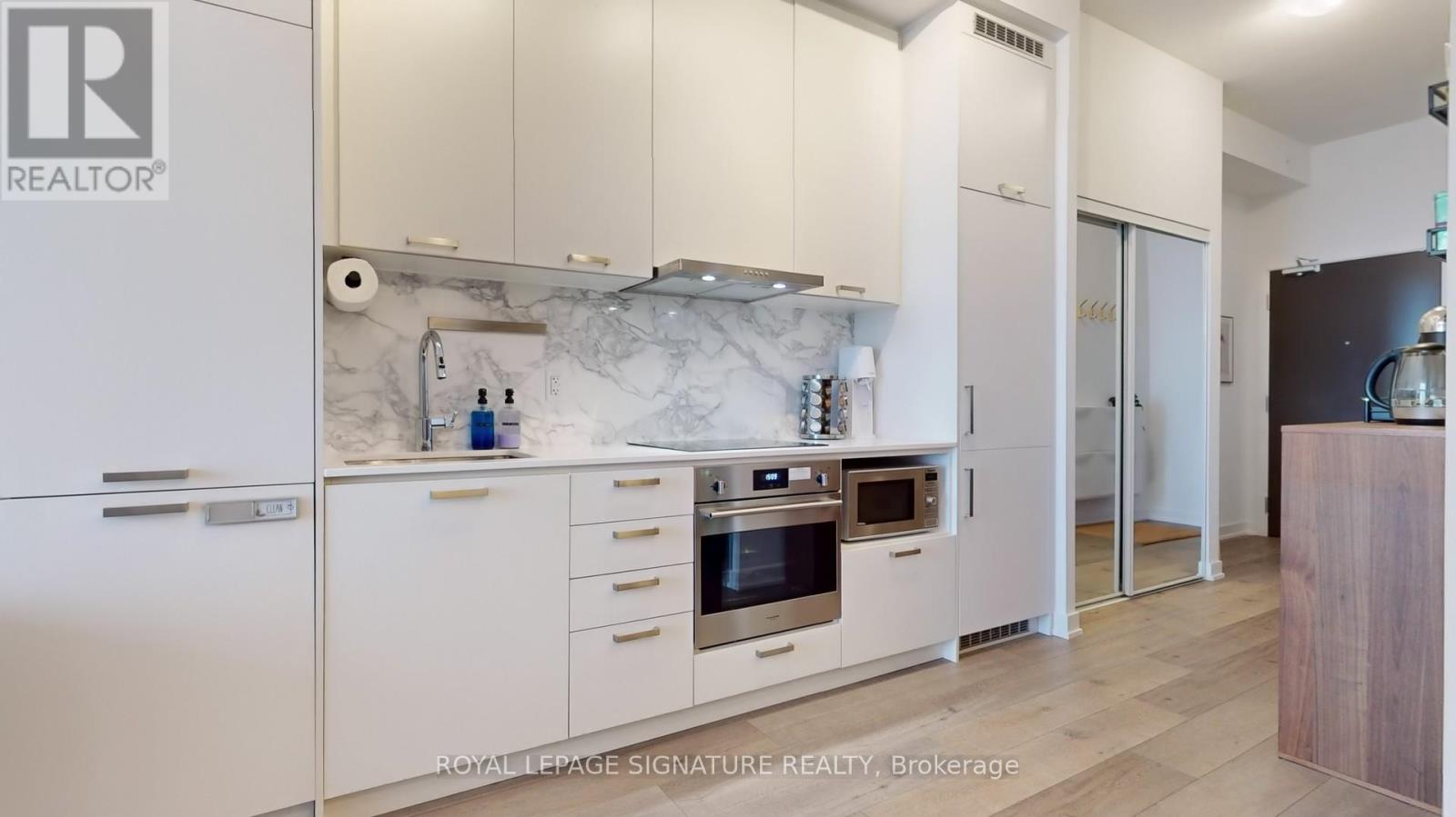 522 - 38 Honeycrisp Crescent, Vaughan (Vaughan Corporate Centre), Ontario  L4K 0M8 - Photo 6 - N12180818