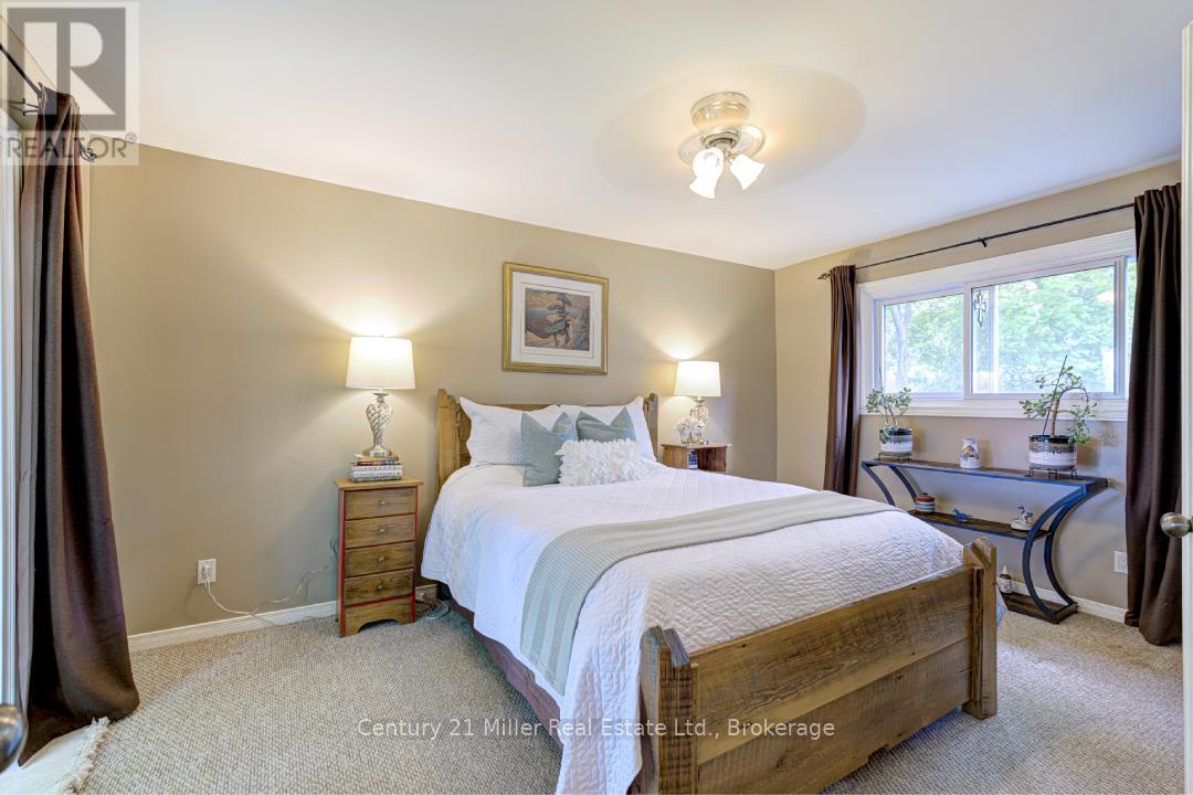 93 #8 Highway, Hamilton, Ontario  L9H 4V6 - Photo 26 - X12181043