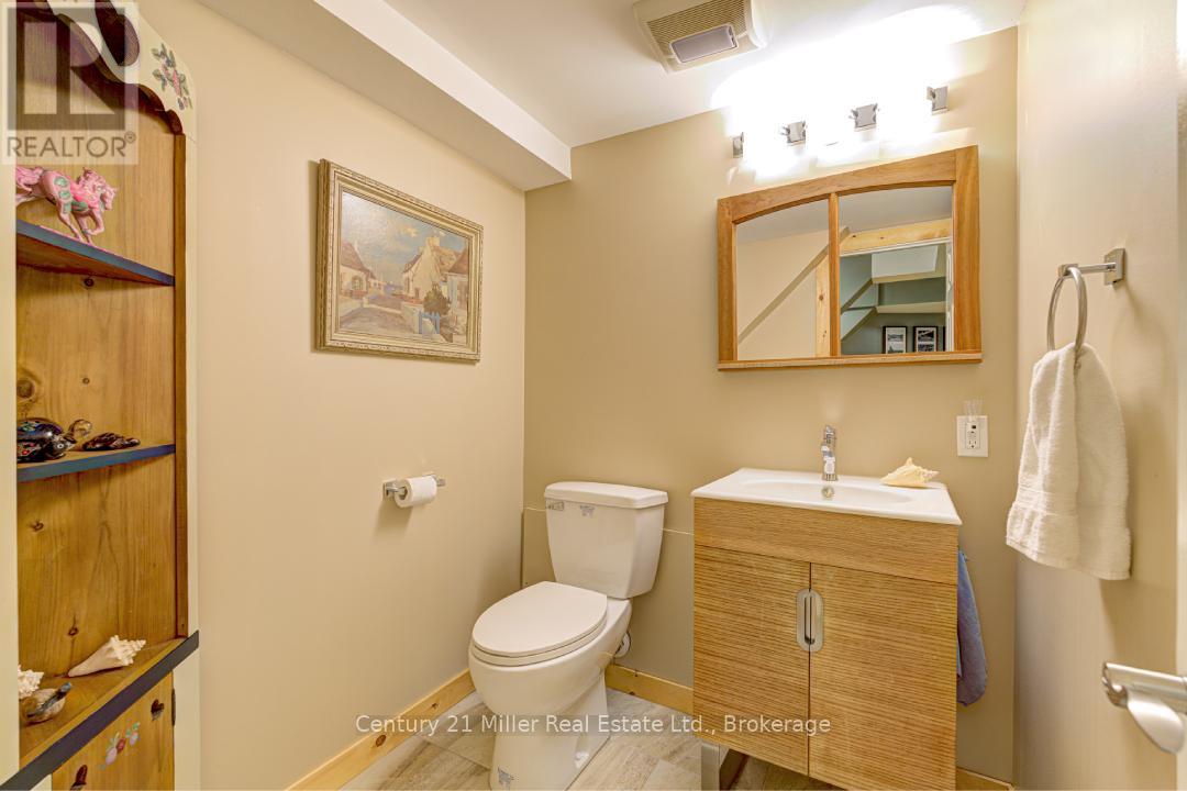 93 #8 Highway, Hamilton, Ontario  L9H 4V6 - Photo 36 - X12181043