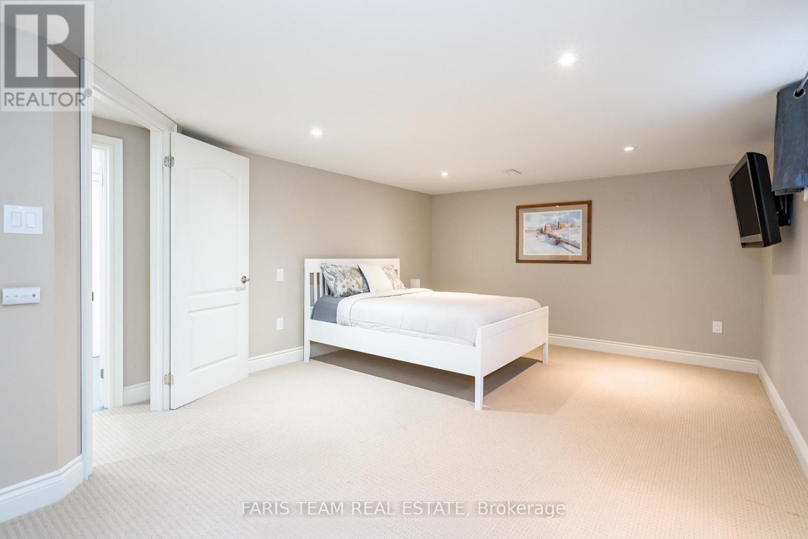 47 Springhome Road, Barrie, Ontario  L4N 2W6 - Photo 21 - S12180801