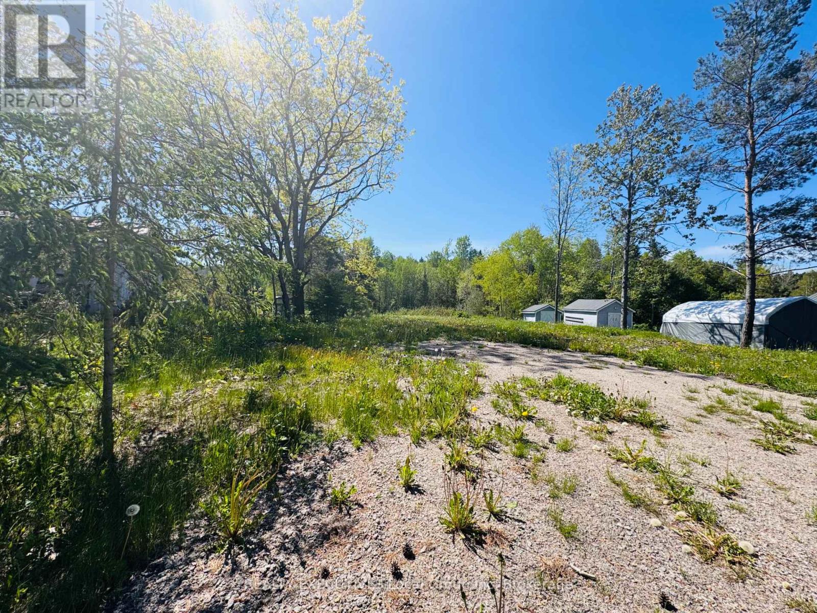 91 Memorial Park Drive E, Powassan, Ontario  P0H 1Z0 - Photo 14 - X12180944