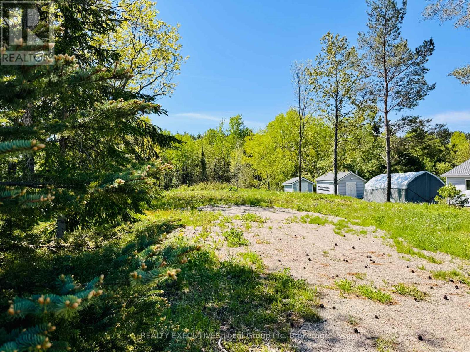 91 Memorial Park Drive E, Powassan, Ontario  P0H 1Z0 - Photo 4 - X12180944