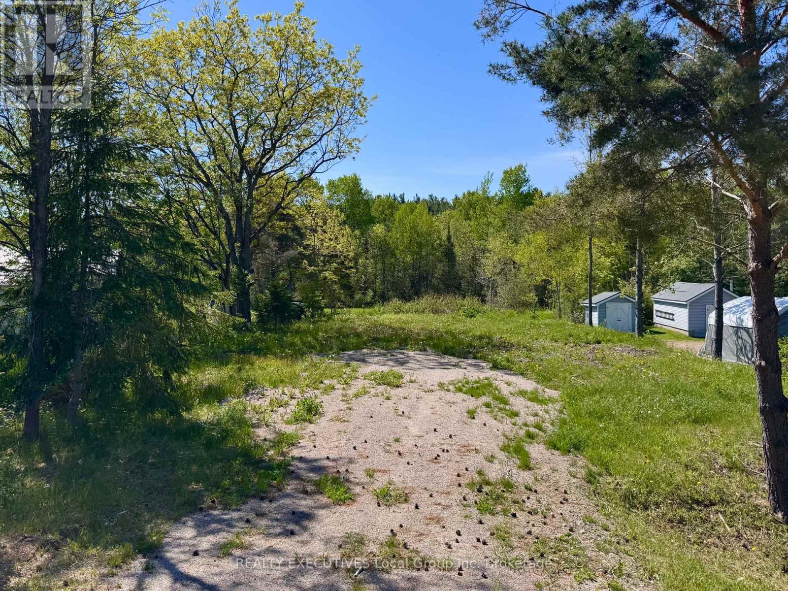 91 Memorial Park Drive E, Powassan, Ontario  P0H 1Z0 - Photo 8 - X12180944