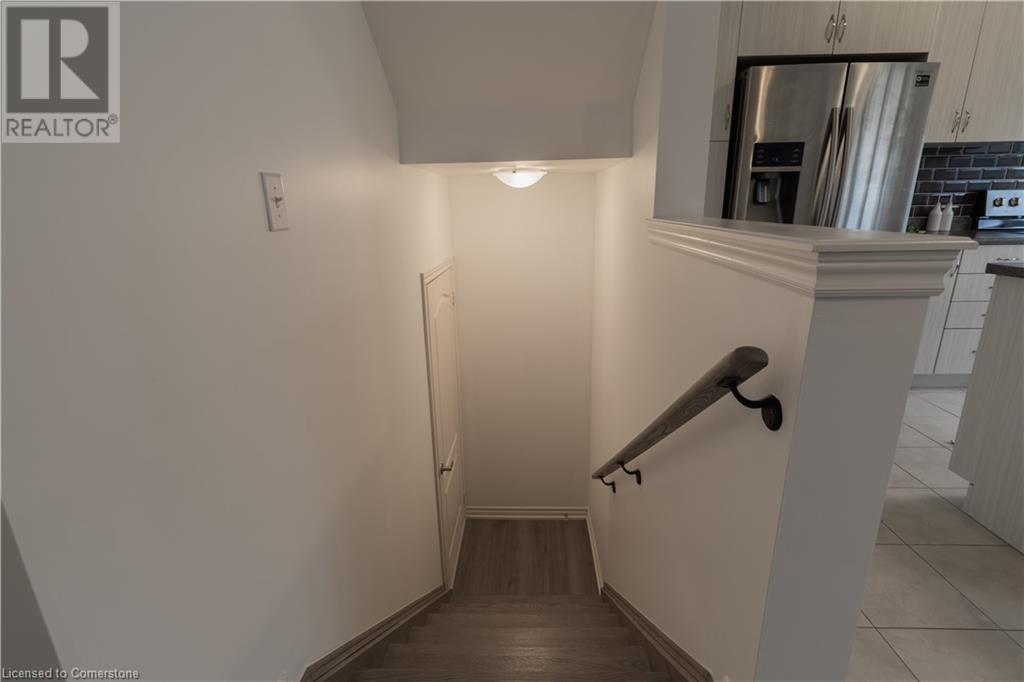 1545 Chretien Street, Milton, Ontario  L9E 1H2 - Photo 11 - 40734172