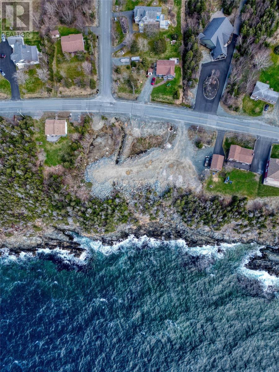 Property at 655 St. Thomas Line image 5